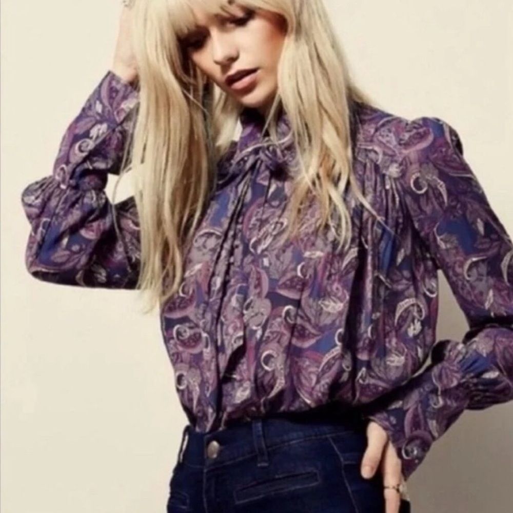 Free People Modern Muse Purple Paisley Peasant Top Boho Long Sleeve Size S